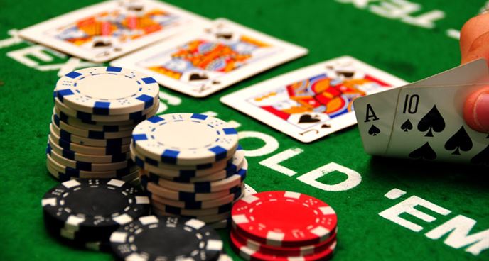 Rolling Smooth: Navigating Controversial Moves in Poker